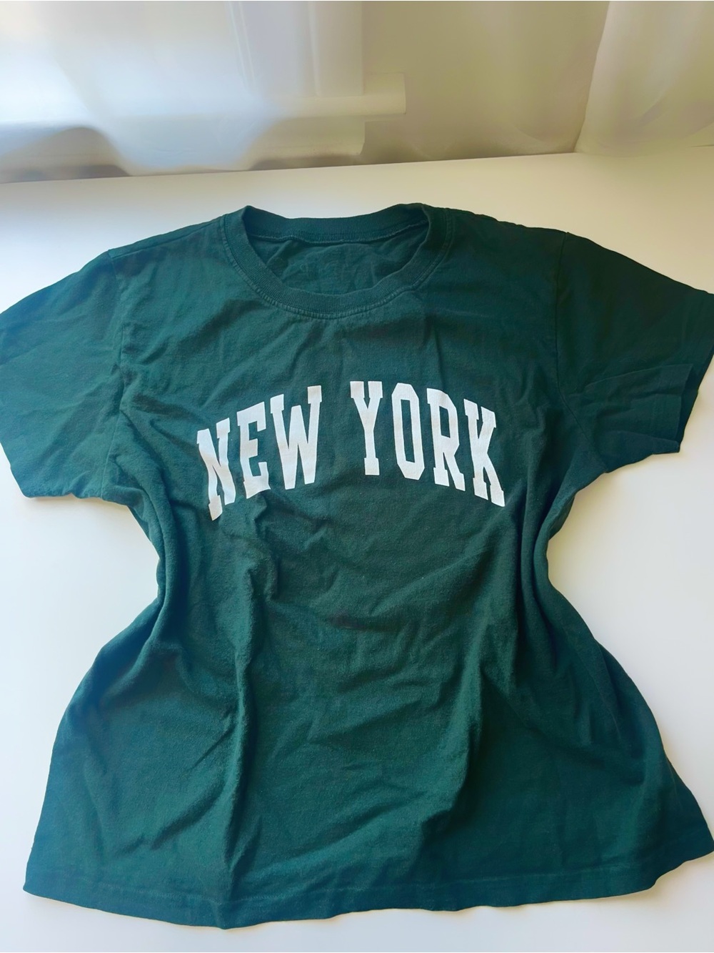 Brandy Melville Dark Green 'New York' Short Sleeve Tee